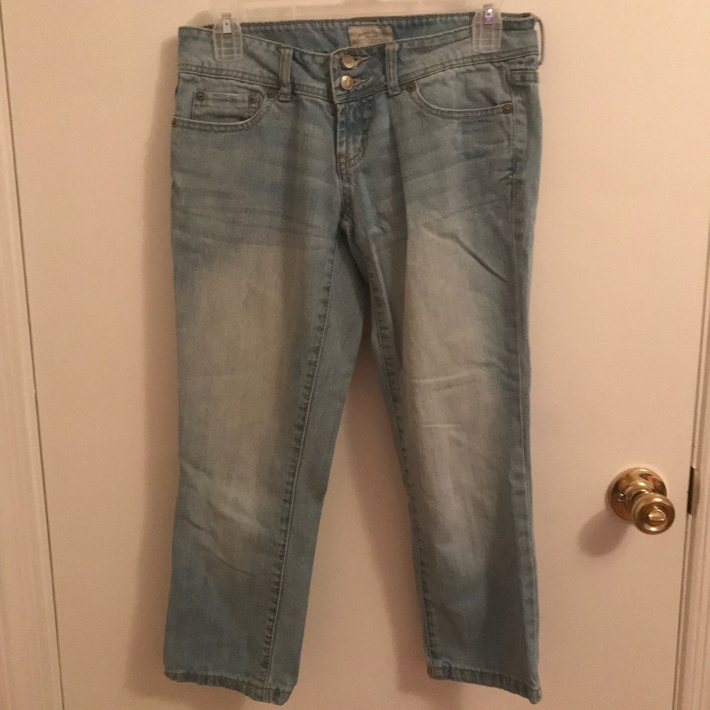 Aeropostale crop jeans